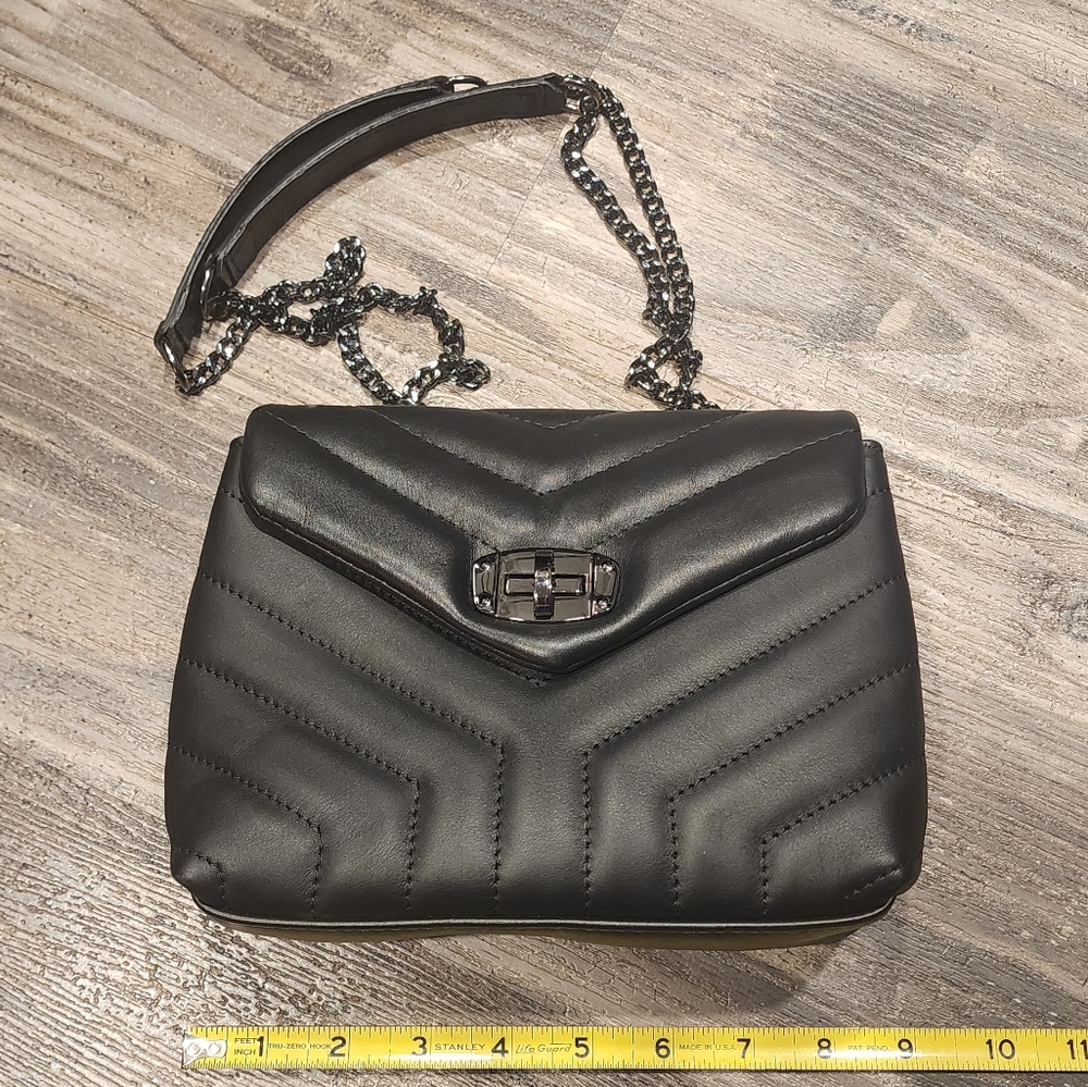 Black handbag chain strap